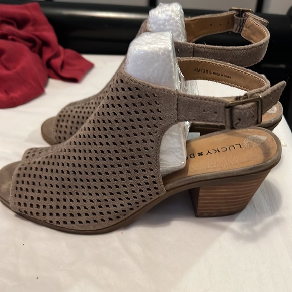 Open toe sandal - Picture 3 of 3